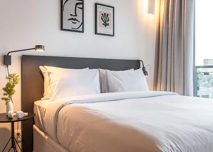 Apartamentos Com Vista Incrivel Para Sao Paulo Ao Lado Da Reboucas E Faria Lima - Ayra Pinheiros